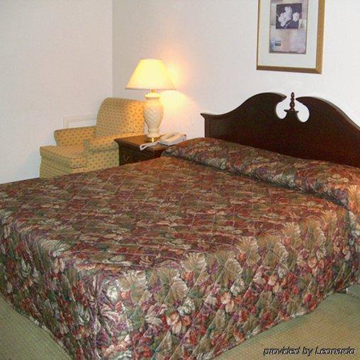 Midtown Motel Ньюпорт-Ньюс Номер фото